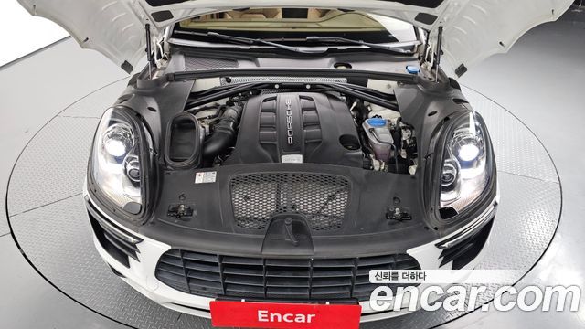 Porsche Macan 2017 — photo 6