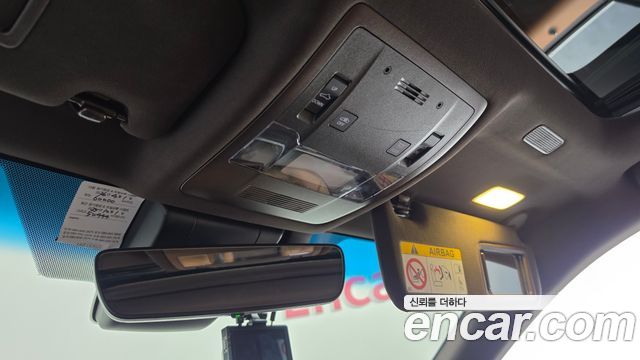 Lexus ES 2021 — photo 29