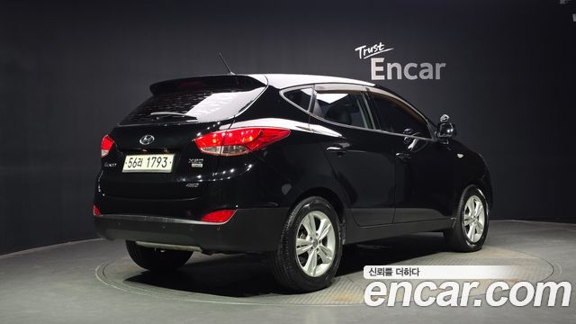 Hyundai Tucson 2012 — photo 2