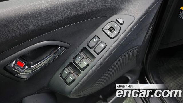 Hyundai Tucson 2012 — photo 25