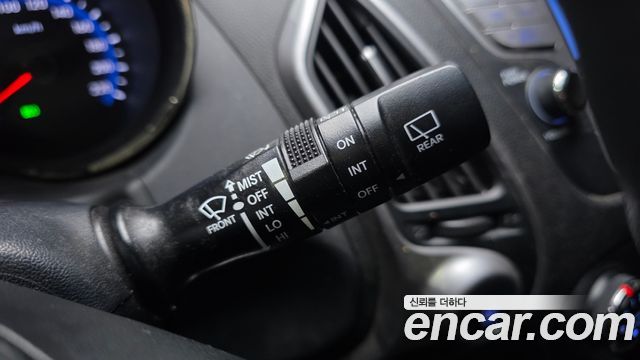 Hyundai Tucson 2012 — photo 28