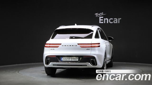 Genesis GV70 2023 — photo 4