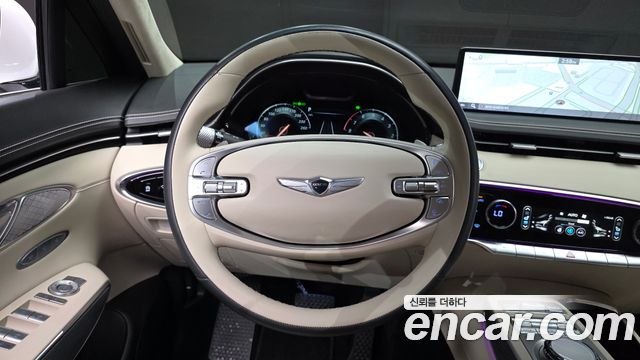 Genesis GV70 2023 — photo 19