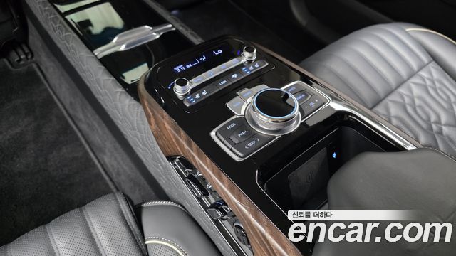 Genesis G90 2021 — photo 19