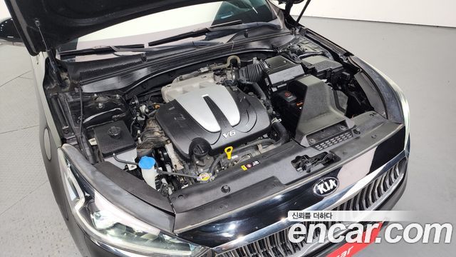 Kia K7 2018 — photo 6