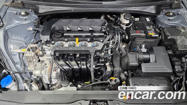 Hyundai AVANTE 2021 — photo 6
