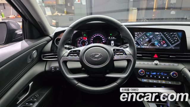 Hyundai AVANTE 2021 — photo 19