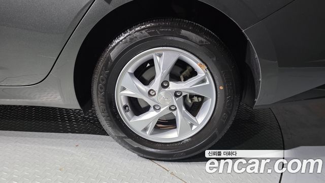Hyundai AVANTE 2021 — photo 7