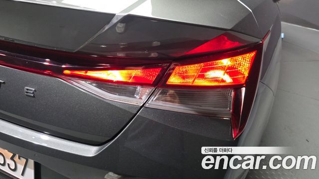 Hyundai AVANTE 2021 — photo 9