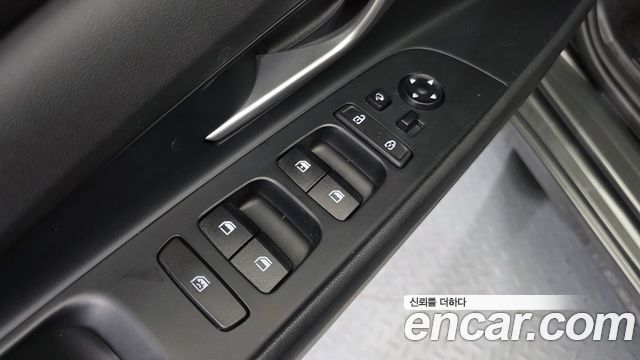 Hyundai AVANTE 2021 — photo 27