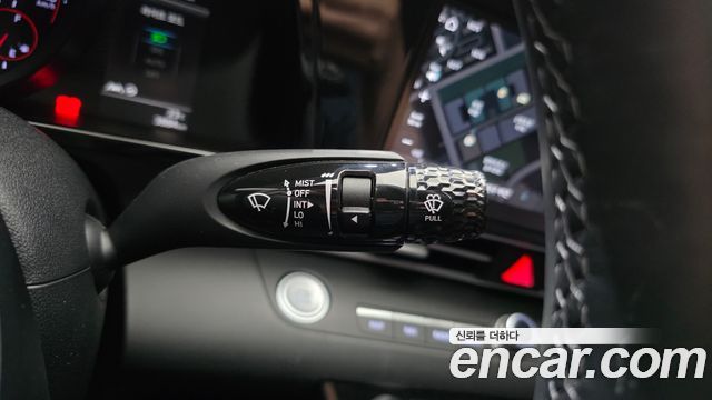 Hyundai AVANTE 2021 — photo 28