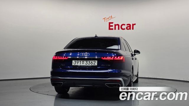 Audi A4 2023 — photo 4