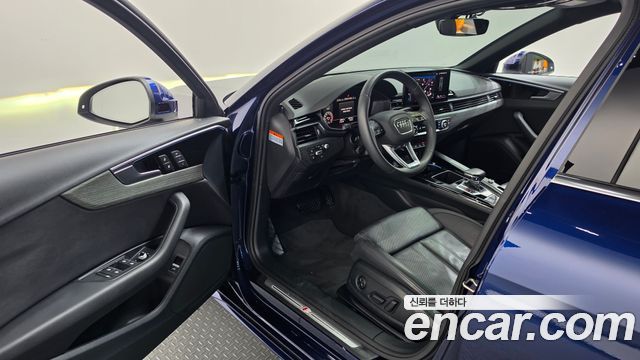 Audi A4 2023 — photo 13