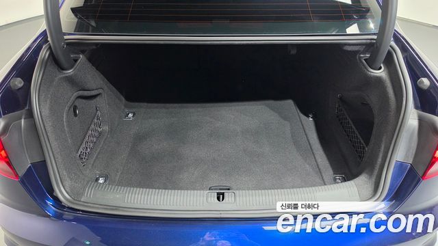 Audi A4 2023 — photo 22