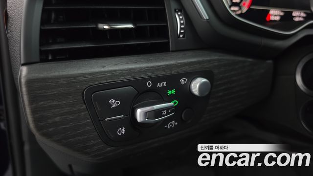Audi A4 2023 — photo 24
