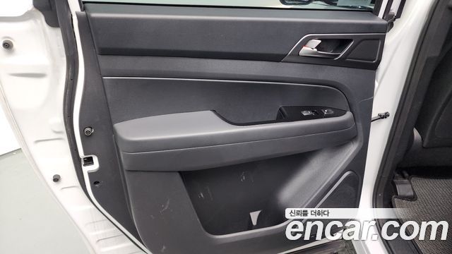 KG_Mobility_Ssangyong Rexton 2024 — photo 15