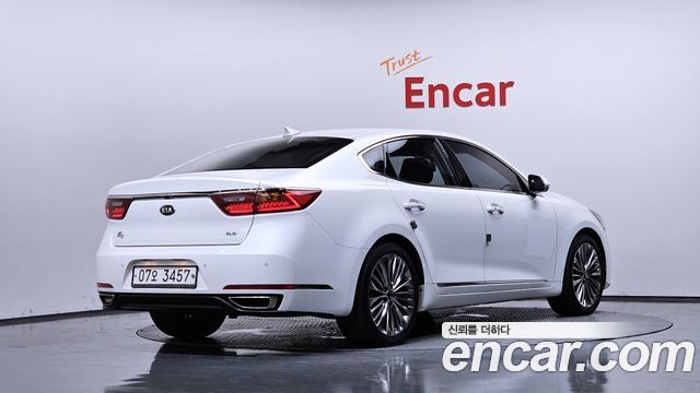 Kia K7 2017 — photo 2