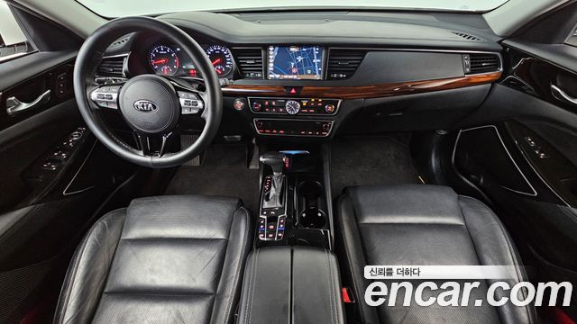 Kia K7 2017 — photo 10