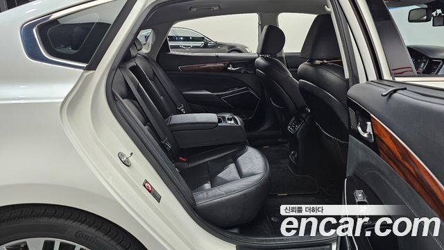 Kia K7 2017 — photo 17