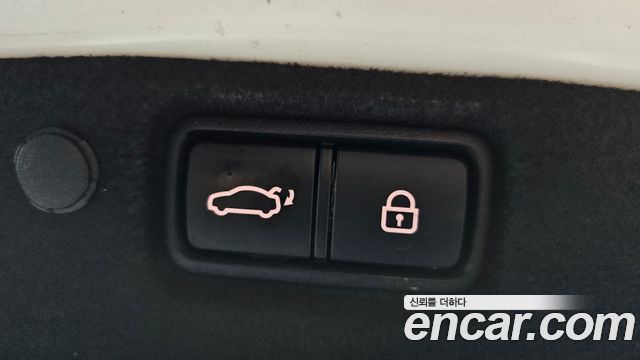 Kia K7 2017 — photo 25