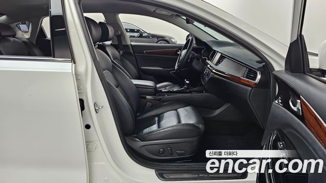 Kia K7 2017 — photo 16