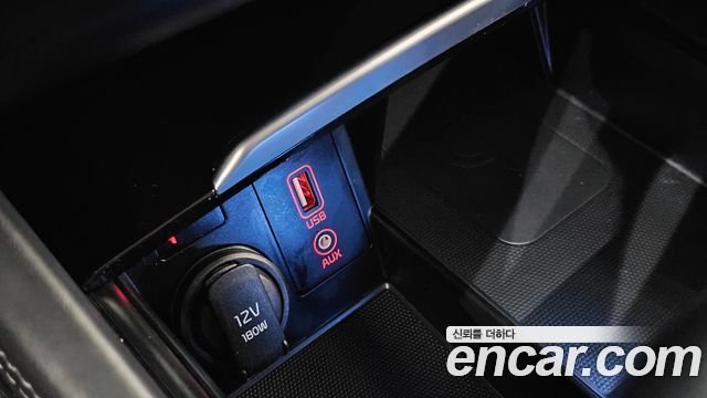 Kia K7 2017 — photo 32