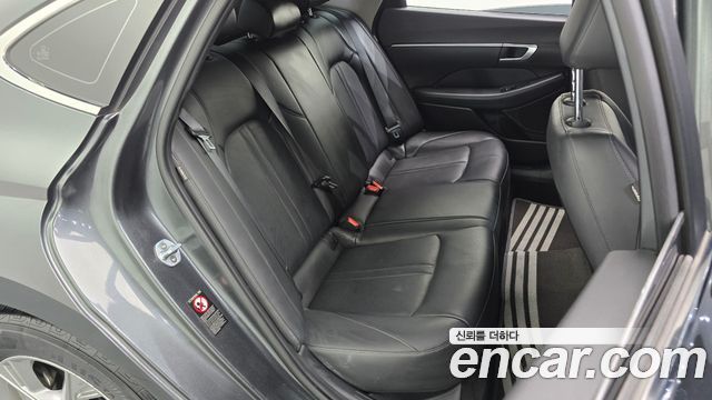 Hyundai Sonata 2020 — photo 17