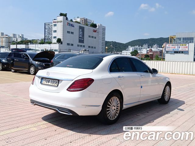 Mercedes-Benz C-Class 2015 — photo 4