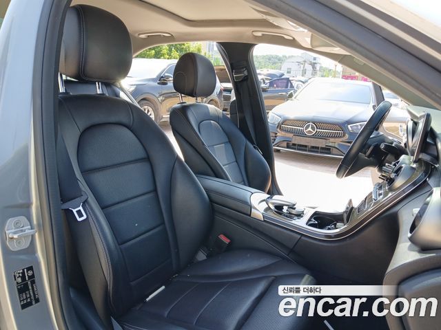 Mercedes-Benz C-Class 2015 — photo 11