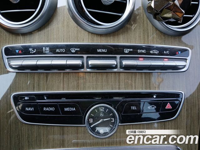 Mercedes-Benz C-Class 2015 — photo 18
