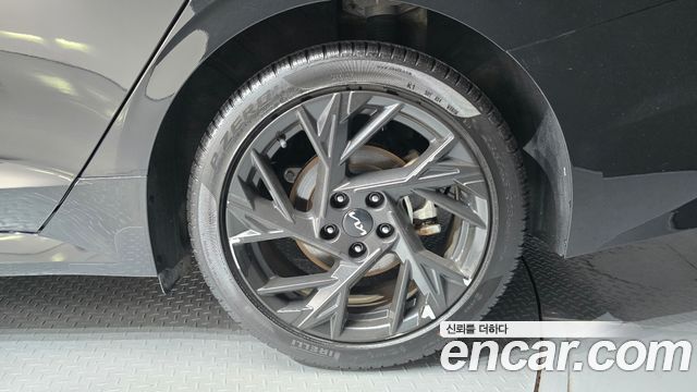 Kia K5 2024 — photo 7