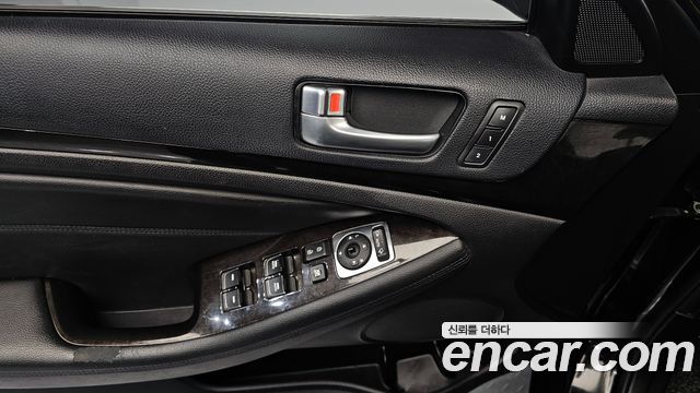 Kia K7 2013 — photo 18