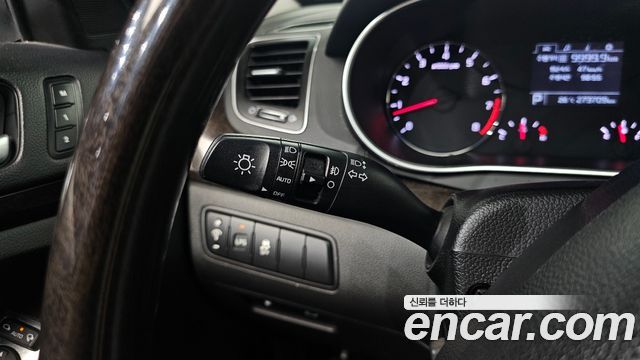 Kia K7 2013 — photo 20