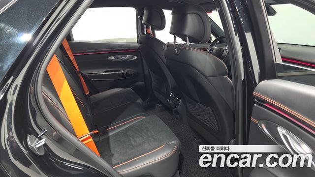 Genesis GV70 2025 — photo 12