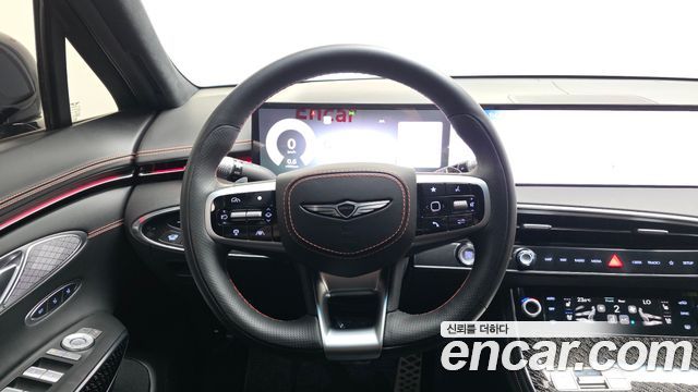 Genesis GV70 2025 — photo 13
