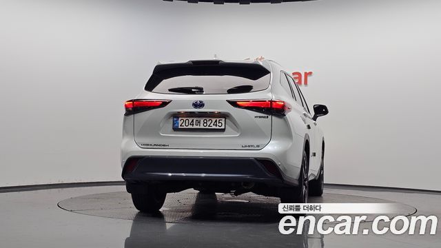 Toyota Highlander 2024 — photo 4