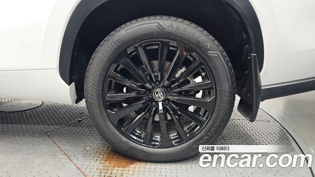 Toyota Highlander 2024 — photo 7