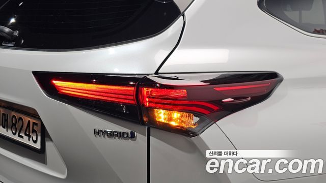 Toyota Highlander 2024 — photo 9