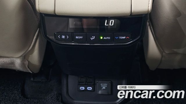 Toyota Highlander 2024 — photo 27