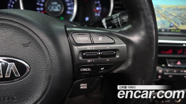 Kia K5 2014 — photo 17