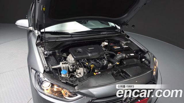 Hyundai AVANTE 2016 — photo 6