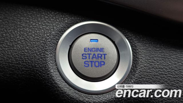 Hyundai AVANTE 2016 — photo 24
