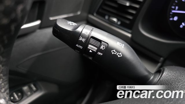 Hyundai AVANTE 2016 — photo 25