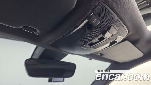 Mercedes-Benz A-Class 2016 — photo 17