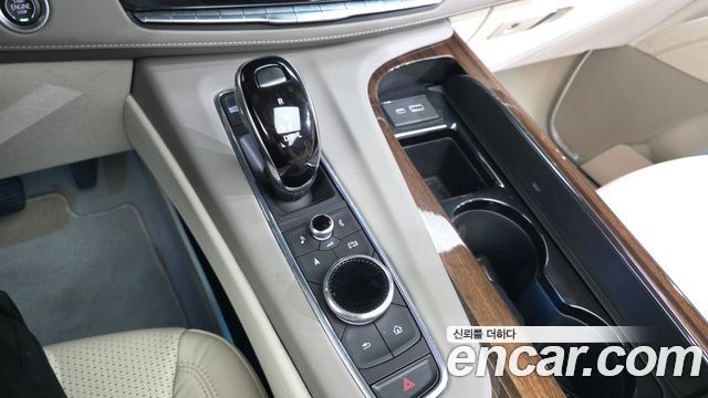 Cadillac Escalade 2021 — photo 9