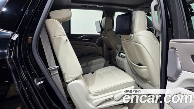 Cadillac Escalade 2021 — photo 12
