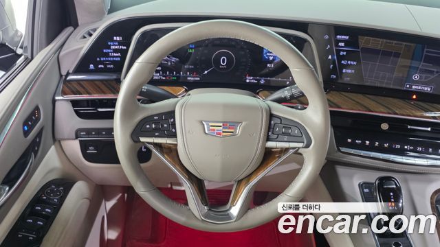Cadillac Escalade 2021 — photo 13