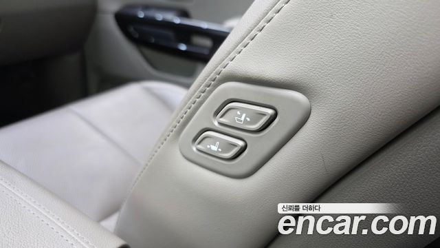 Kia Canival 2019 — photo 31