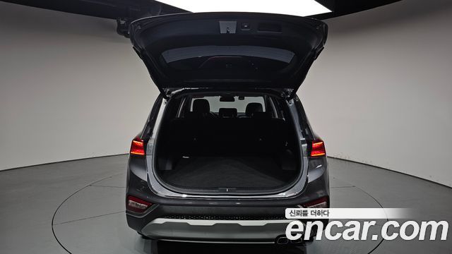 Hyundai Santafe 2019 — photo 26