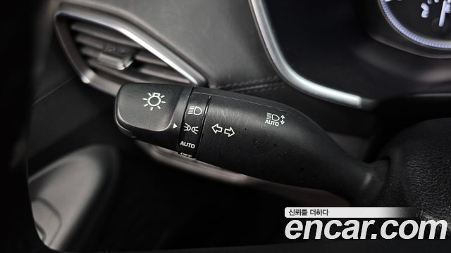 Hyundai Santafe 2019 — photo 29